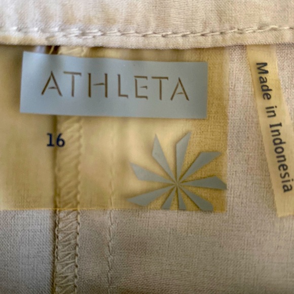 ATHLETA lightweight classic skirt. Cream/off white color - Picture 3 of 3